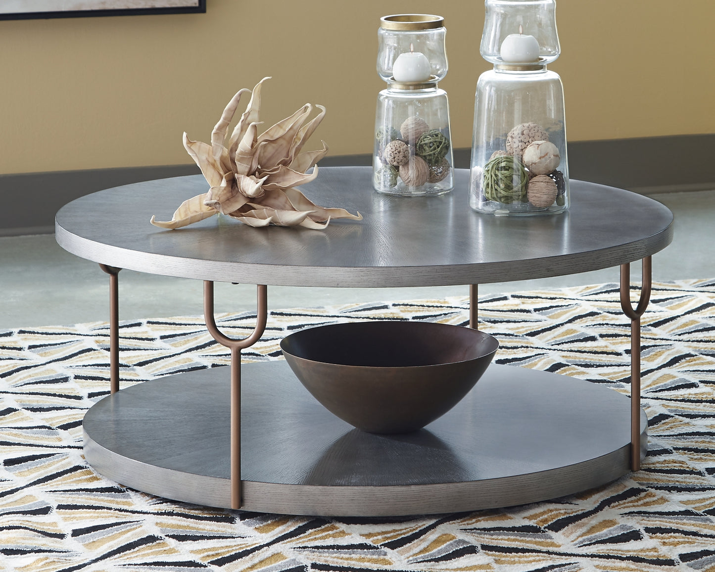 Ranoka Round Cocktail Table