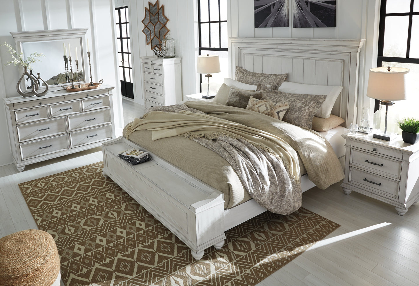 Kanwyn Queen Panel Bed with Storage with Mirrored Dresser, Chest and 2 Nightstands