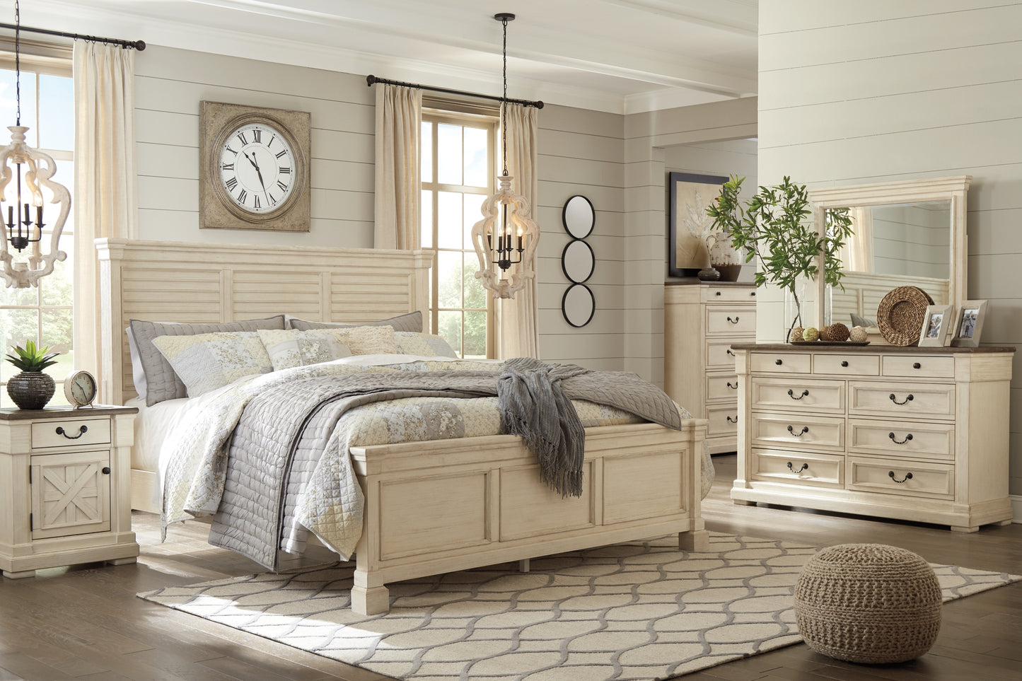 Bolanburg King Panel Bed with Mirrored Dresser and 2 Nightstands