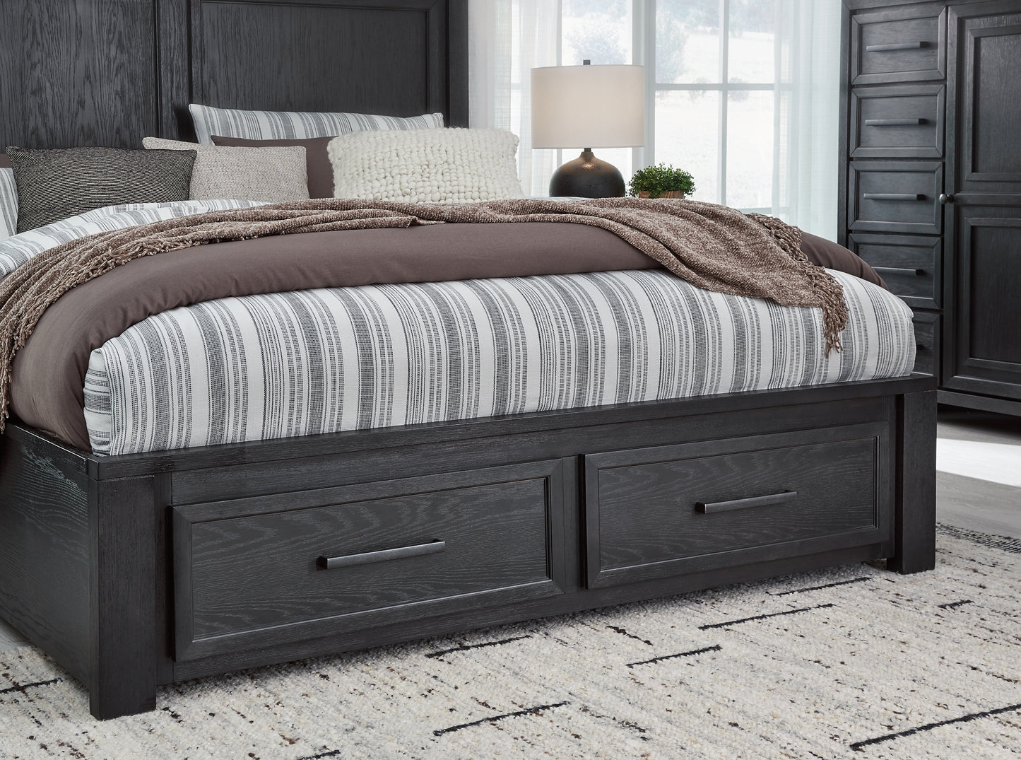 Foyland California King Panel Storage Bed with Dresser