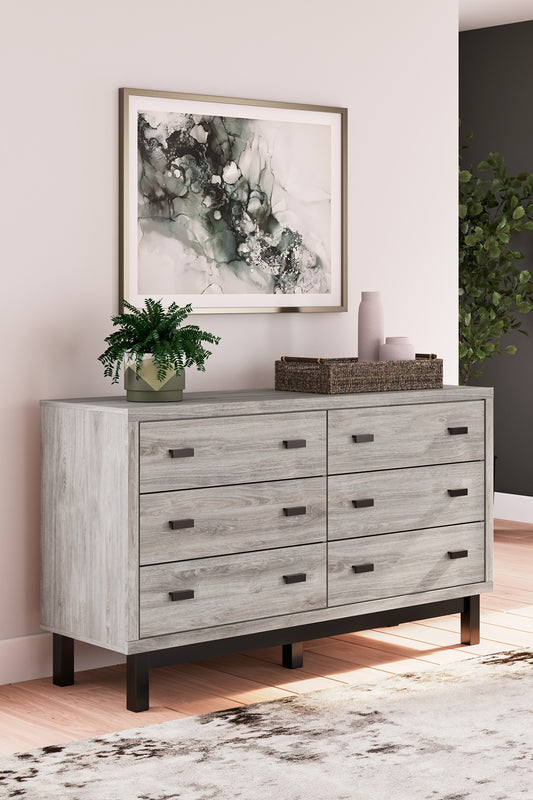 Vessalli Six Drawer Dresser