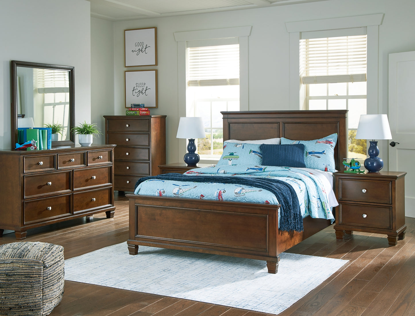 Danabrin Full Panel Bed with Mirrored Dresser and 2 Nightstands