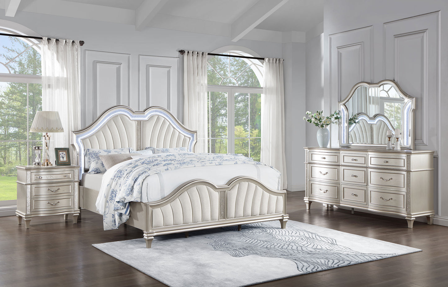 Evangeline 4-piece California King Bedroom Set Silver Oak