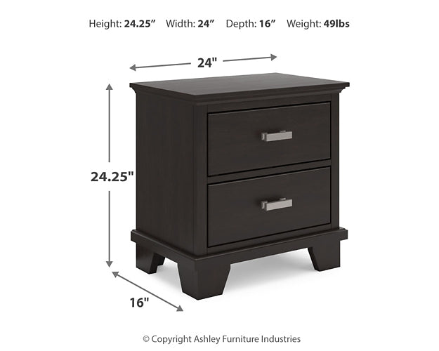 Covetown Queen Panel Bed with Mirrored Dresser, Chest and 2 Nightstands