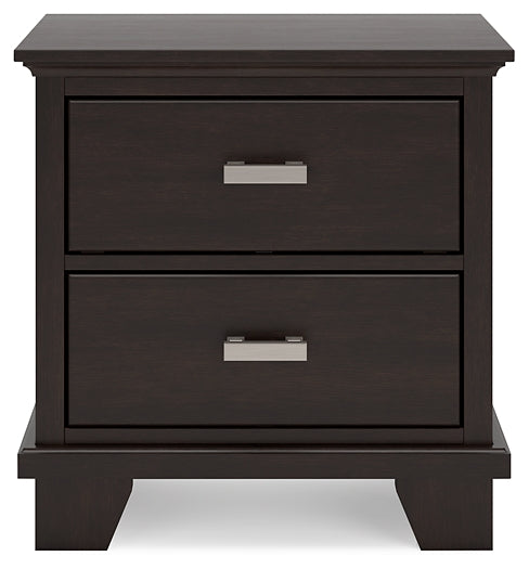 Covetown California King Panel Bed with Dresser and Nightstand