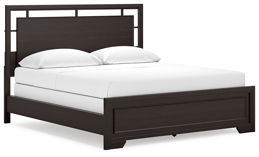 Covetown California King Panel Bed with Dresser and Nightstand