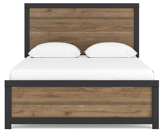 Vertani Queen Panel Bed with 2 Nightstands