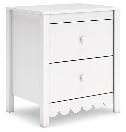 Hallityn Twin Panel Headboard with Dresser and Nightstand