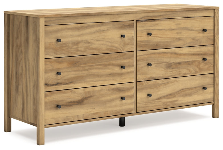 Bermacy Queen Panel Headboard with Dresser and 2 Nightstands